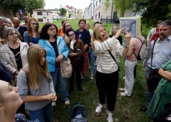 EAttachments81519635cf8ebe683de82a8c550bec5395050d3