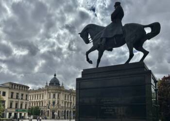 Instalacją artystyczną uczniowie lubelskiego Plastyka upamiętnią ofiary Zbrodni Katyńskiej 9 EAttachments8697157c656f7c9ed3ab2045ef292daab847d67 xl