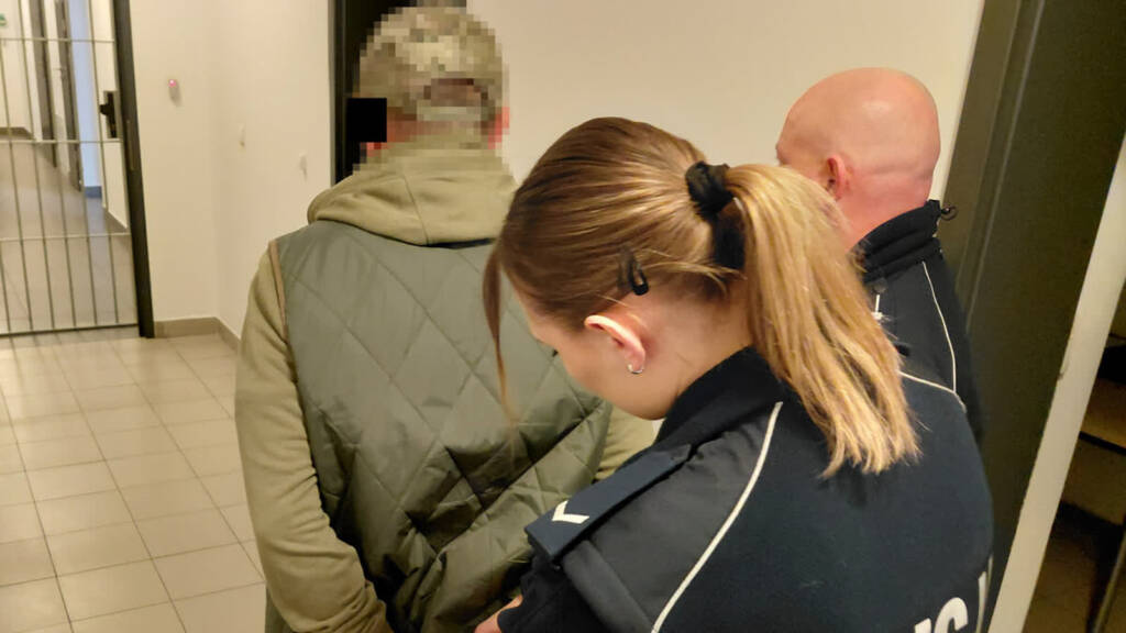 Znęcał się nad rodziną. 49-latek aresztowany 1 EAttachments9426982548d9e24863f50d2b7e4eea15770d355 xl