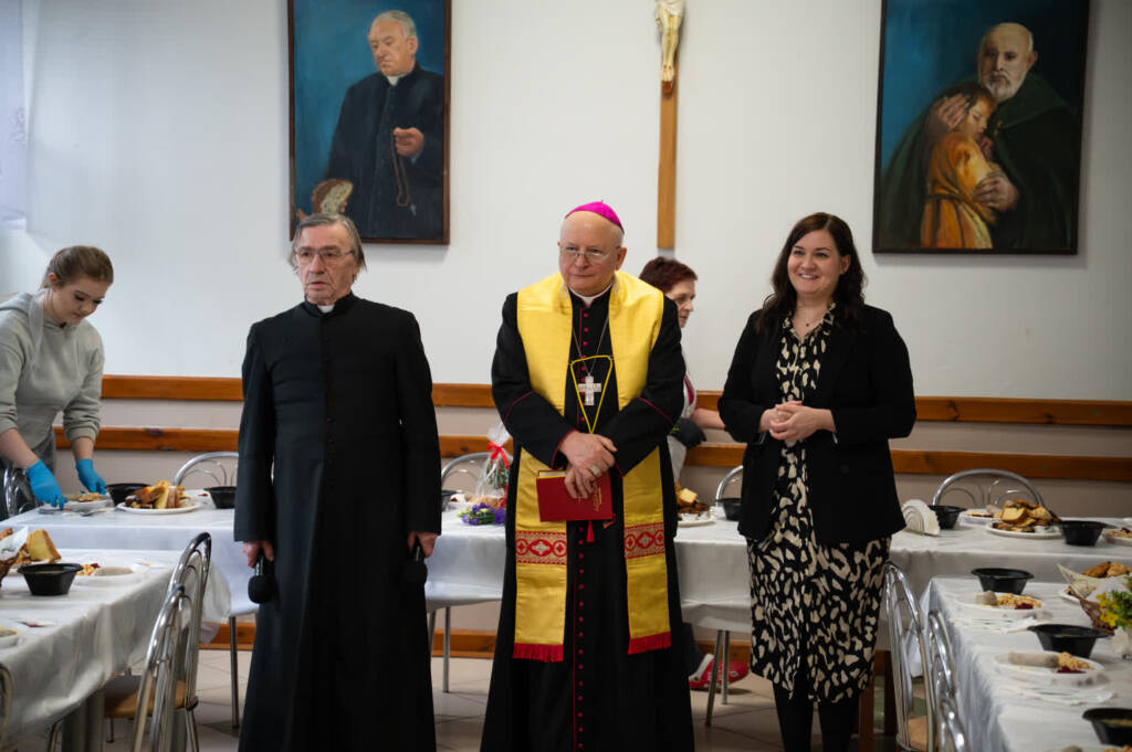 EAttachments942739707b60cb0be3a432a6b8a3c0188b88842 xl