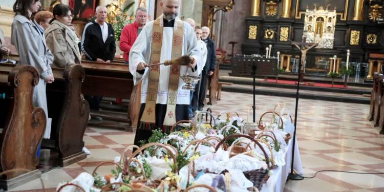 Poświęcenie pokarmów w archikatedrze lubelskiej 1 EAttachments9433223905fd08b6f7083ae397ab8c94d8db94f xl