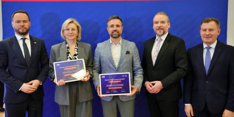 100 milionów na drogi. Samorządy podpisały umowy w Białej Podlaskiej 1 EAttachments9440028838999c5224b0387ae49440d2b49232e xl