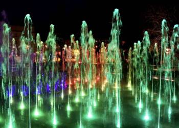 Plac Litewski rozświetlił się z okazji Międzynarodowego Dnia Społeczności Romskiej 2 EAttachments94402791d90bee348dd11c3d0429b961f55ae7f xl