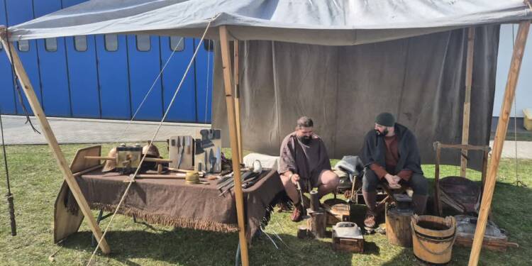 Pasja, trening i praca w cieniu pokazów. Rekonstruktorzy ożywiają historię 1 EAttachments9446825ebb123da1320fd1f2158cfc808da2a77 xl 1