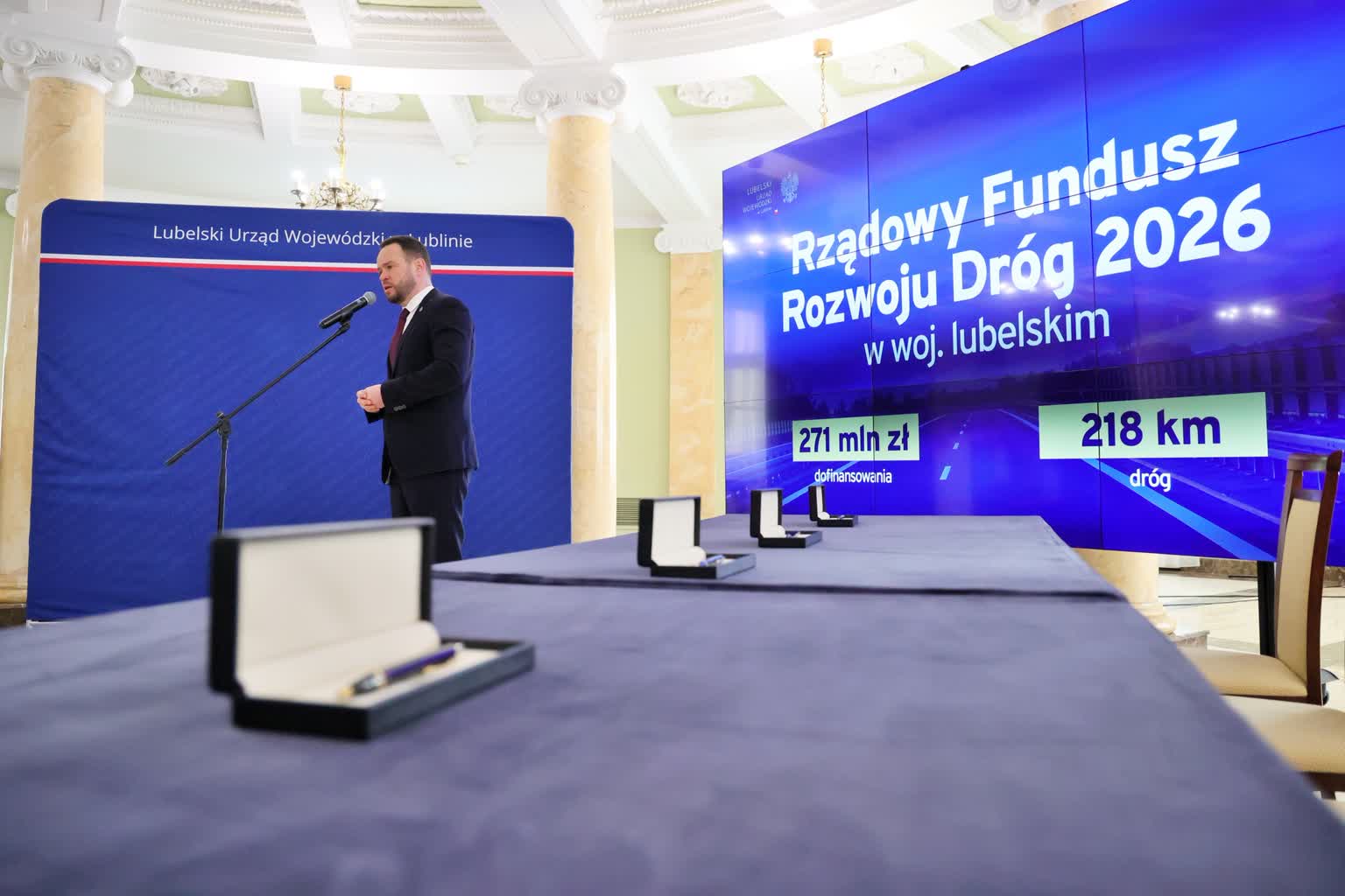 Nowe drogi w województwie lubelskim. Podpisano umowy 3 670155118_1278585051128192_606539947232783131_n.jpg