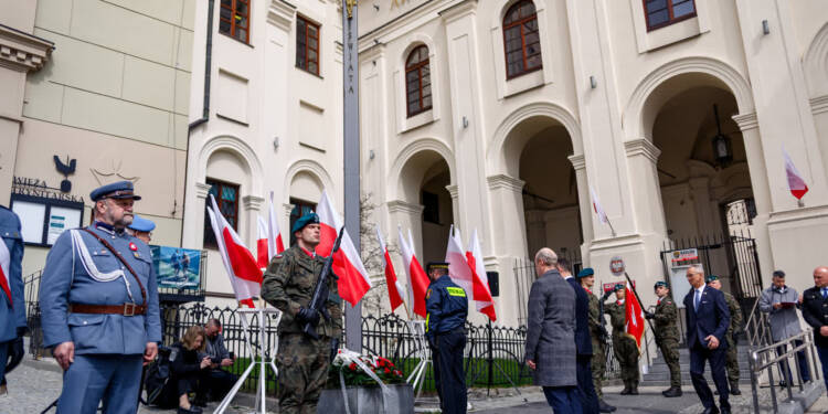 EAttachments945130787c9a8d1d153e15c48d539e52de4a150 xl