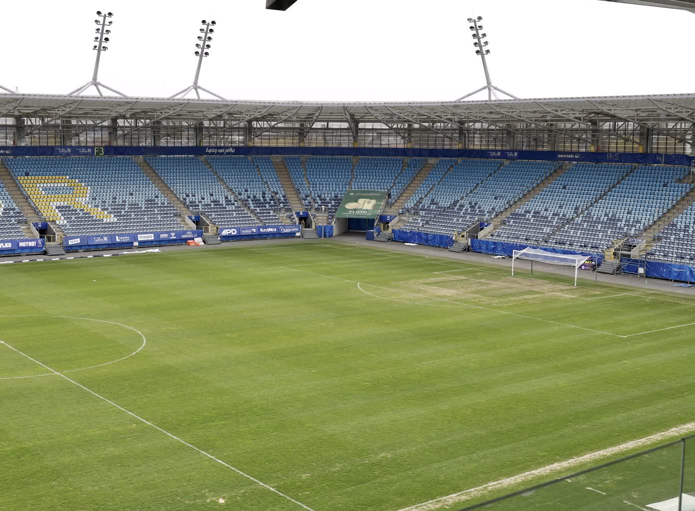 Zwrot akcji na stadionie. Będzie całkowita wymiana murawy przed starciem z Lechem Poznań 2 IMG_1437.jpeg
