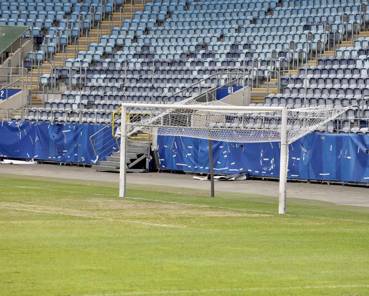 Zwrot akcji na stadionie. Będzie całkowita wymiana murawy przed starciem z Lechem Poznań 3 IMG_1495.jpeg