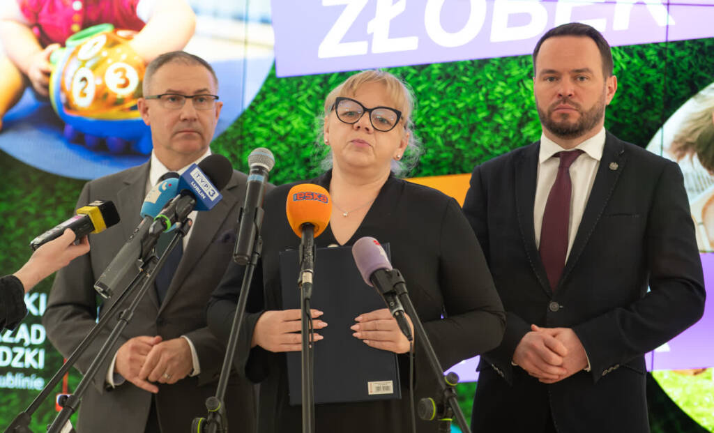 EAttachments9451544fb97a31067c78fc1f1b0aa7f77f7d8ed xl