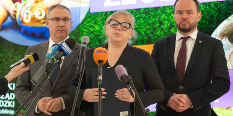 EAttachments9451544fb97a31067c78fc1f1b0aa7f77f7d8ed xl