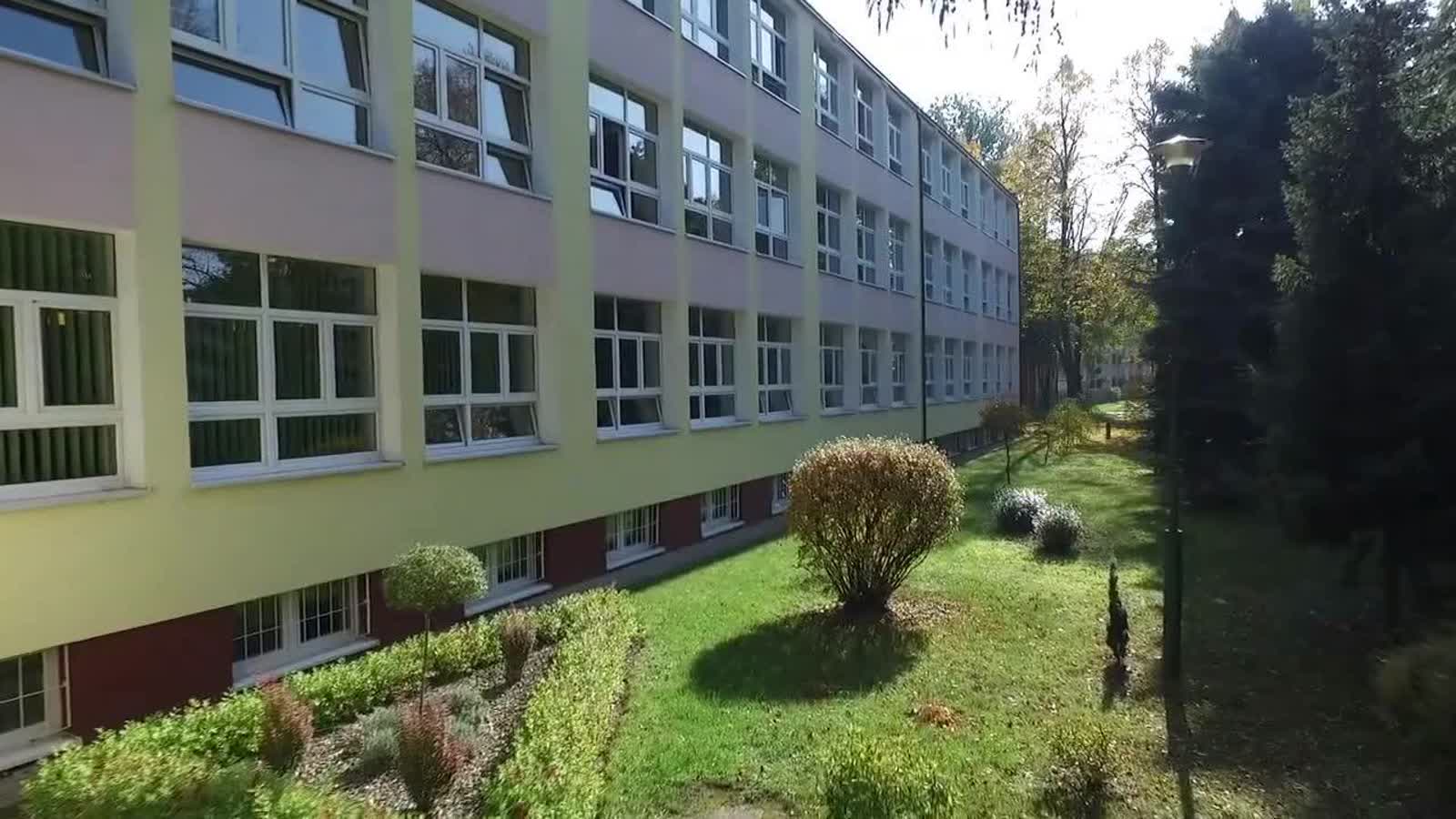 Puławy: szkoła upamiętni oficera zamordowanego w Charkowie