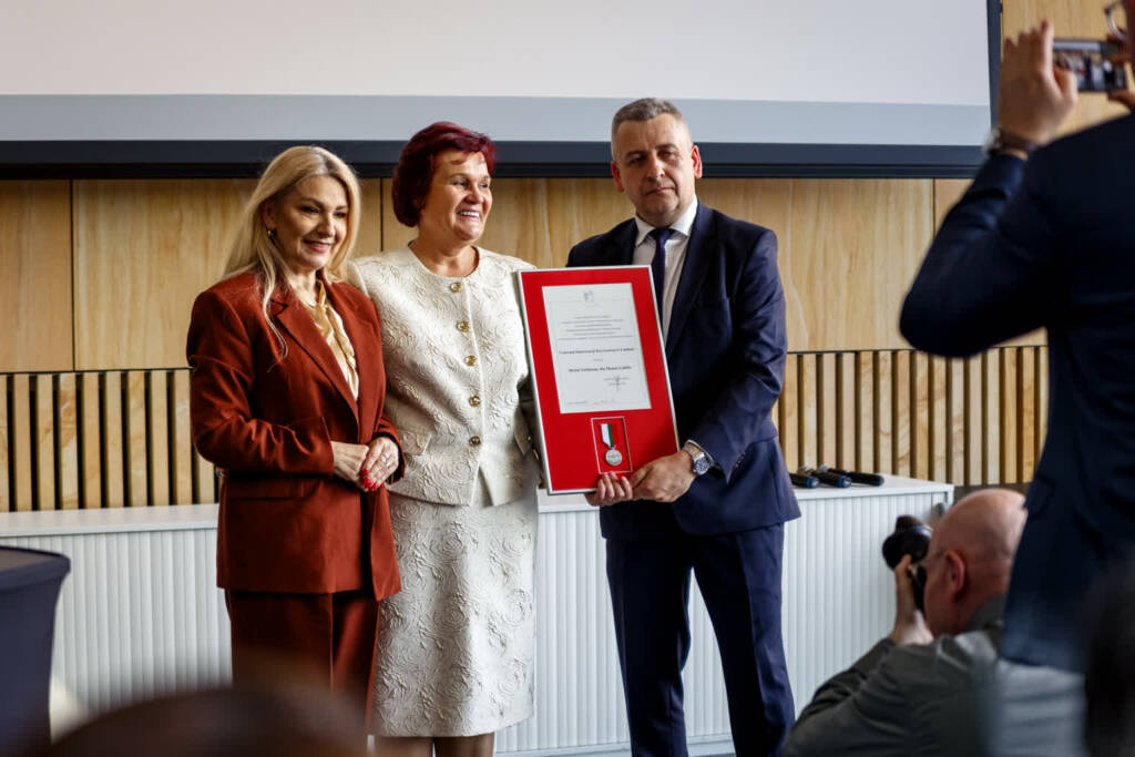 EAttachments94589741bd16c6121bfef122dc7de891189a144 xl