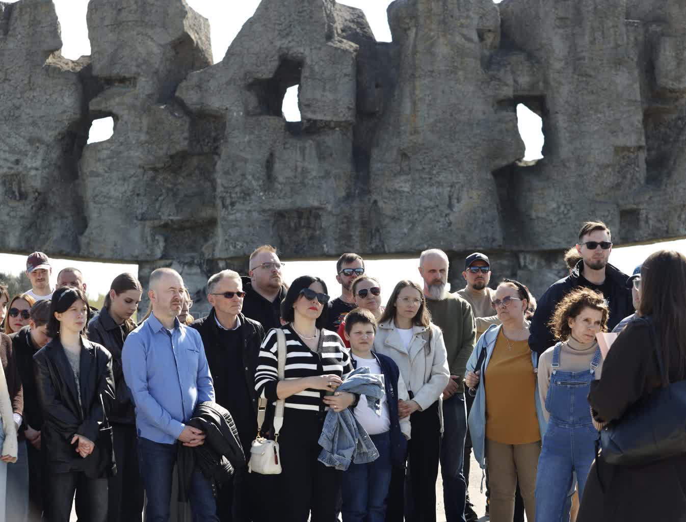 „Jesteśmy winni pamięć”. Żonkile dla ofiar getta i obozu [ZDJĘCIA]