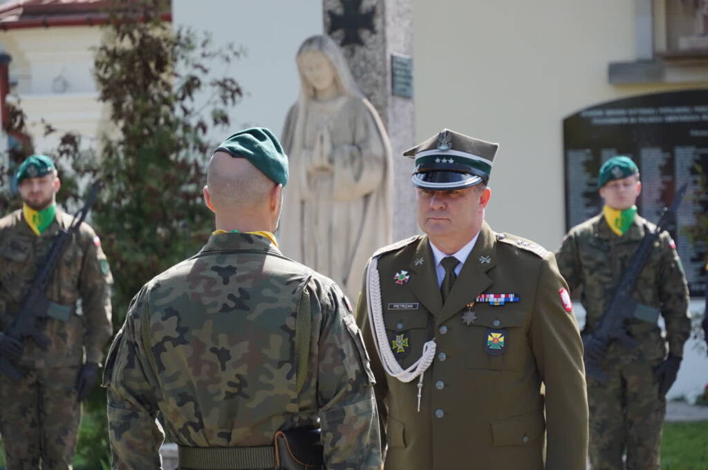 EAttachments9462267fa52e4916501bb489571105b047427b6 xl