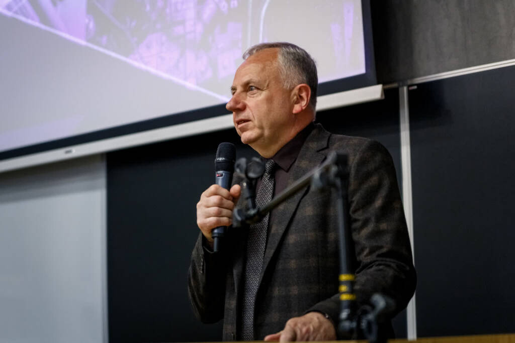 EAttachments94632331795e6d0d89e9ce6e269fcdf642a5af7 xl