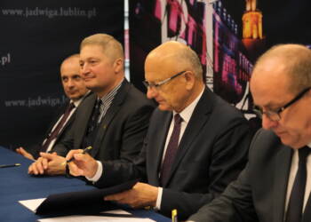 EAttachments94640773610e4b9007cbfa5ea45d904f1161f17 xl