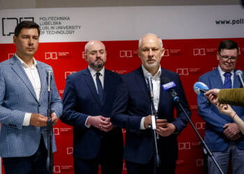 EAttachments9465936ced7348b219860a2b0b277ed0a14c931 xl