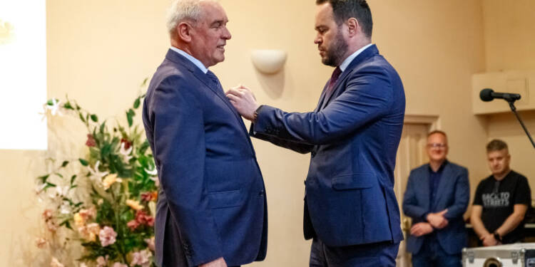 EAttachments94659422a1d915f478cf4db792b267e7af5be3b xl