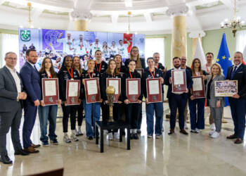 EAttachments94678403dce26f8aa44d11d642863e1415a8a92 xl 1