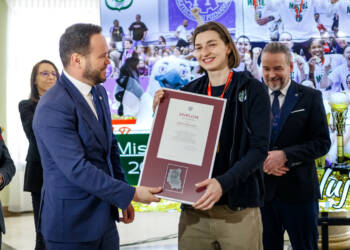 EAttachments9467840f0189fdc9dd7bd8bf515cab31e63e201 xl