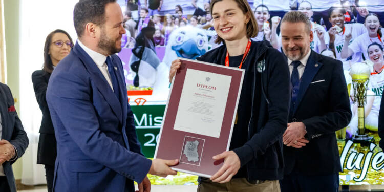 EAttachments9467840f0189fdc9dd7bd8bf515cab31e63e201 xl