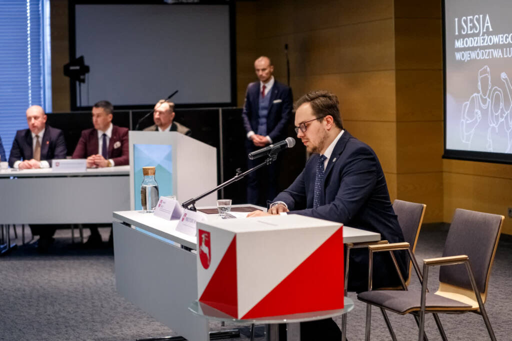 EAttachments9470132800f1527189d998de297268669126b6c xl 1