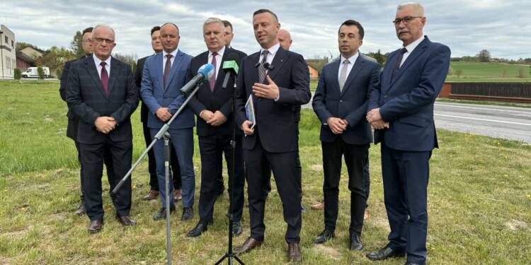 EAttachments9473754357064a67e9233e9e042e37ed4662ac0 xl