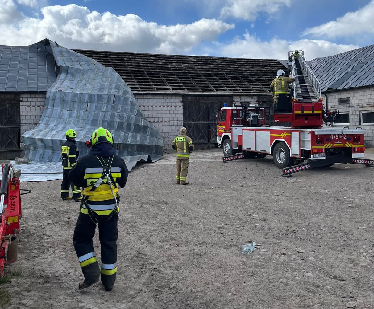 Pogoda dała się we znaki. Bilans weekendowych wichur 2 681296760_1290323019953363_4474480279253474371_n.jpg