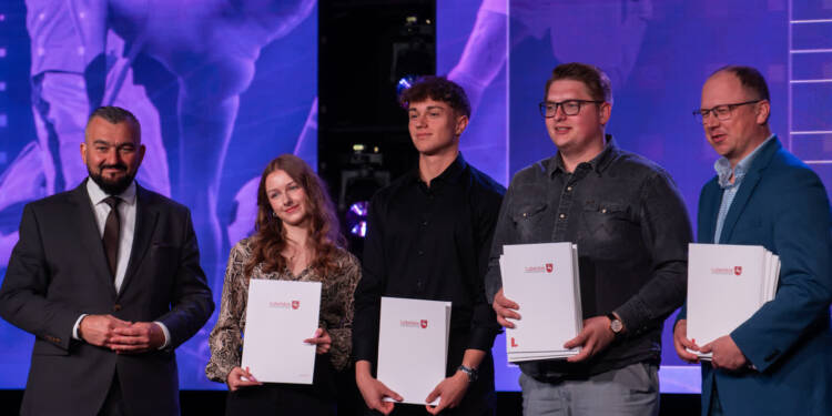 EAttachments9485858e6f366f9ff881f6602c634bd241d09e6 xl