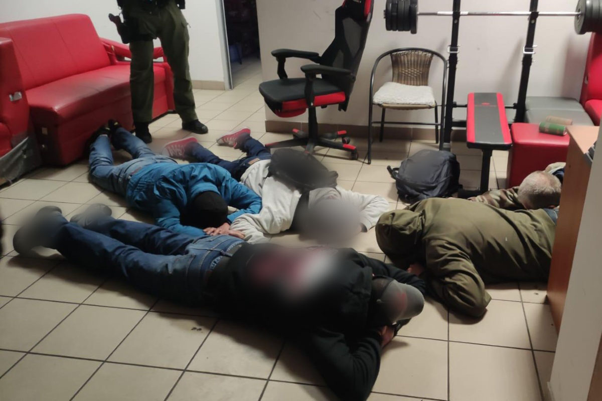 Uderzenie w nielegalny hazard. Zabezpieczono dziesiątki automatów 3 fot. KAS (4).jpg