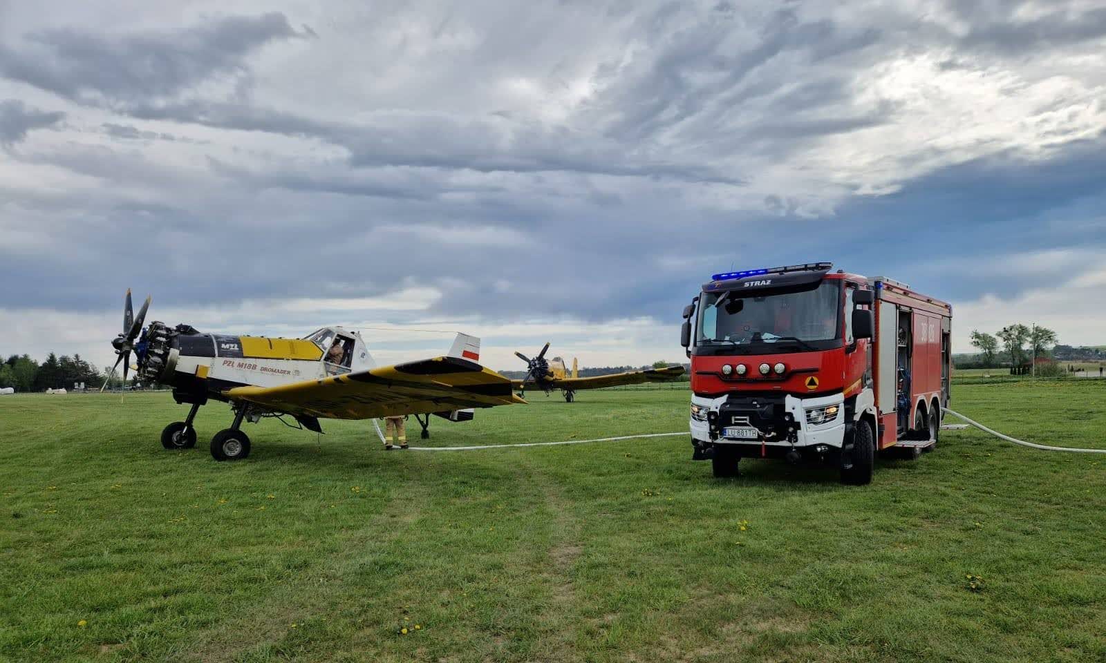 Burmistrz Józefowa: To katastrofa ekologiczna na niespotykaną skalę 4 691737096_1285624583753954_4383066849680856114_n.jpg