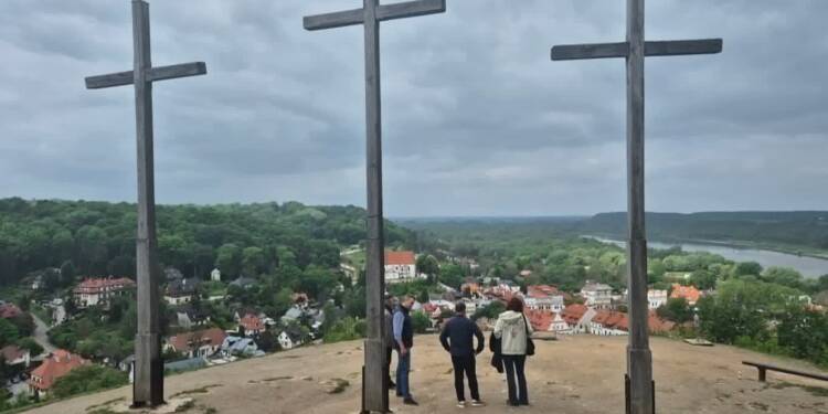 Najpierw czaszka, potem kość. Zaskakujące odkrycia na Górze Trzech Krzyży 1 EAttachments9524995e1bf1dc091be3ed59c62e7686228573a xl