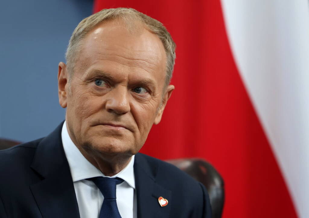Premier podziękował strażakom, którzy walczyli z pożarem Puszczy Solskiej 1 EAttachments9544086fcfff4932e1d50728a1c2226b5a4f96e xl