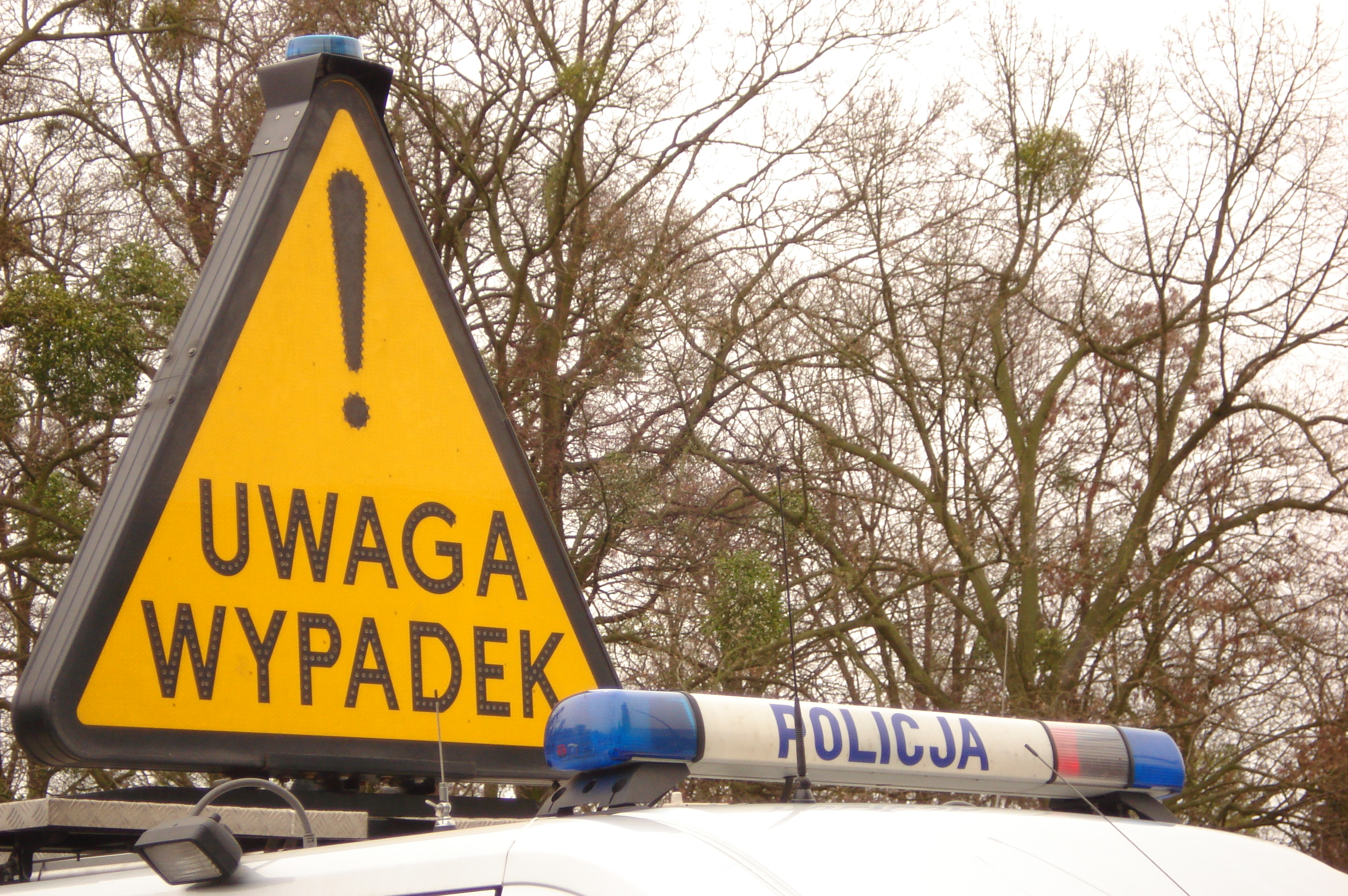Wypadek w Piotrkowie Drugim. Motocyklista w szpitalu