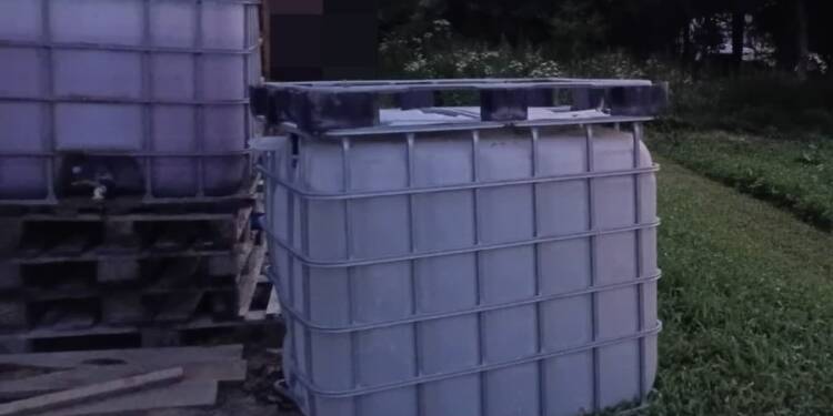 Chłopcy przygnieceni zbiornikiem na wodę. Wypadek na posesji 1 EAttachments9597653cfa49ec4ea96a1d9a15f2e5517315a6b xl