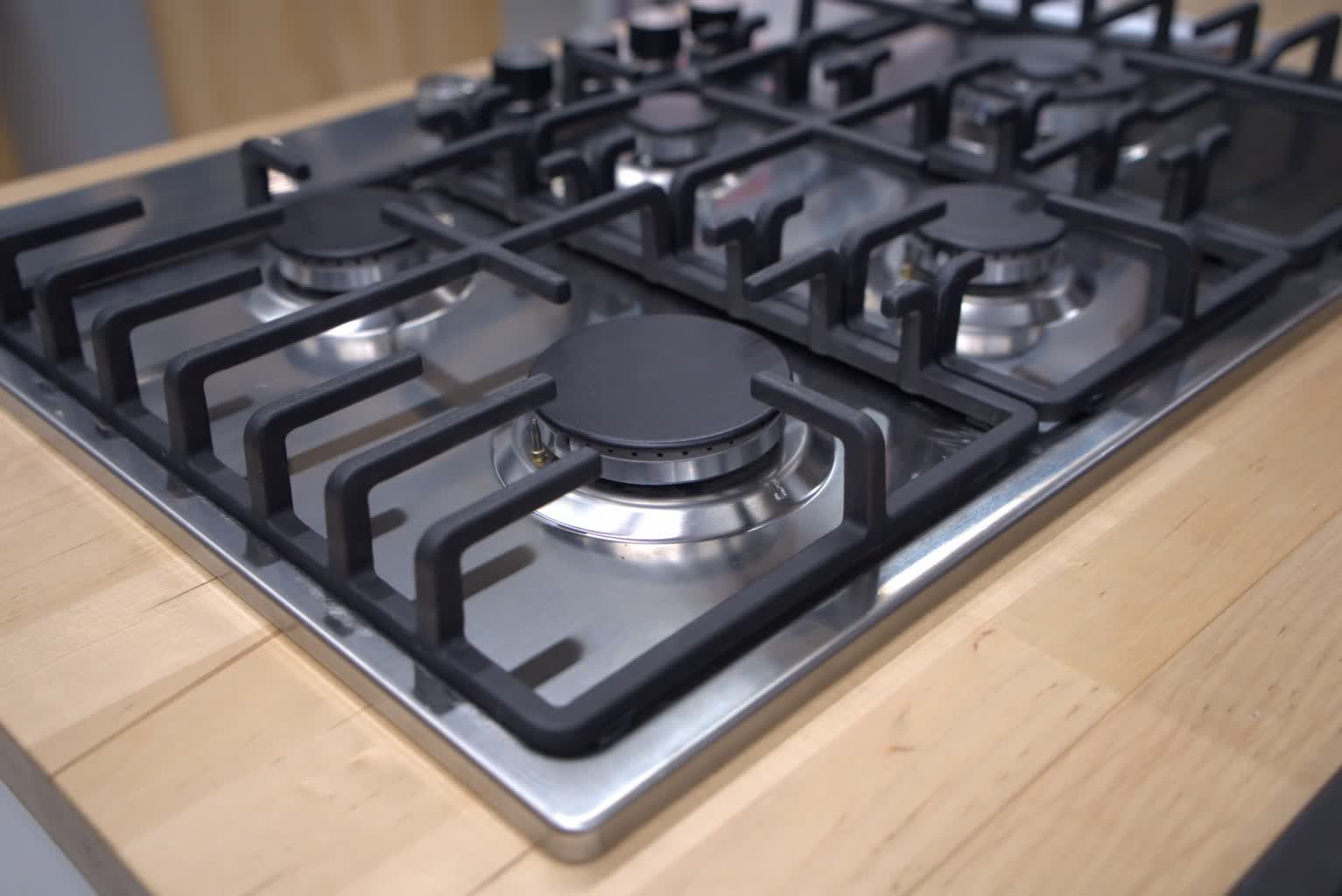 Czad - zagrożenie nie tylko zimowe 3 webandi-gas-stove-4763201.jpg
