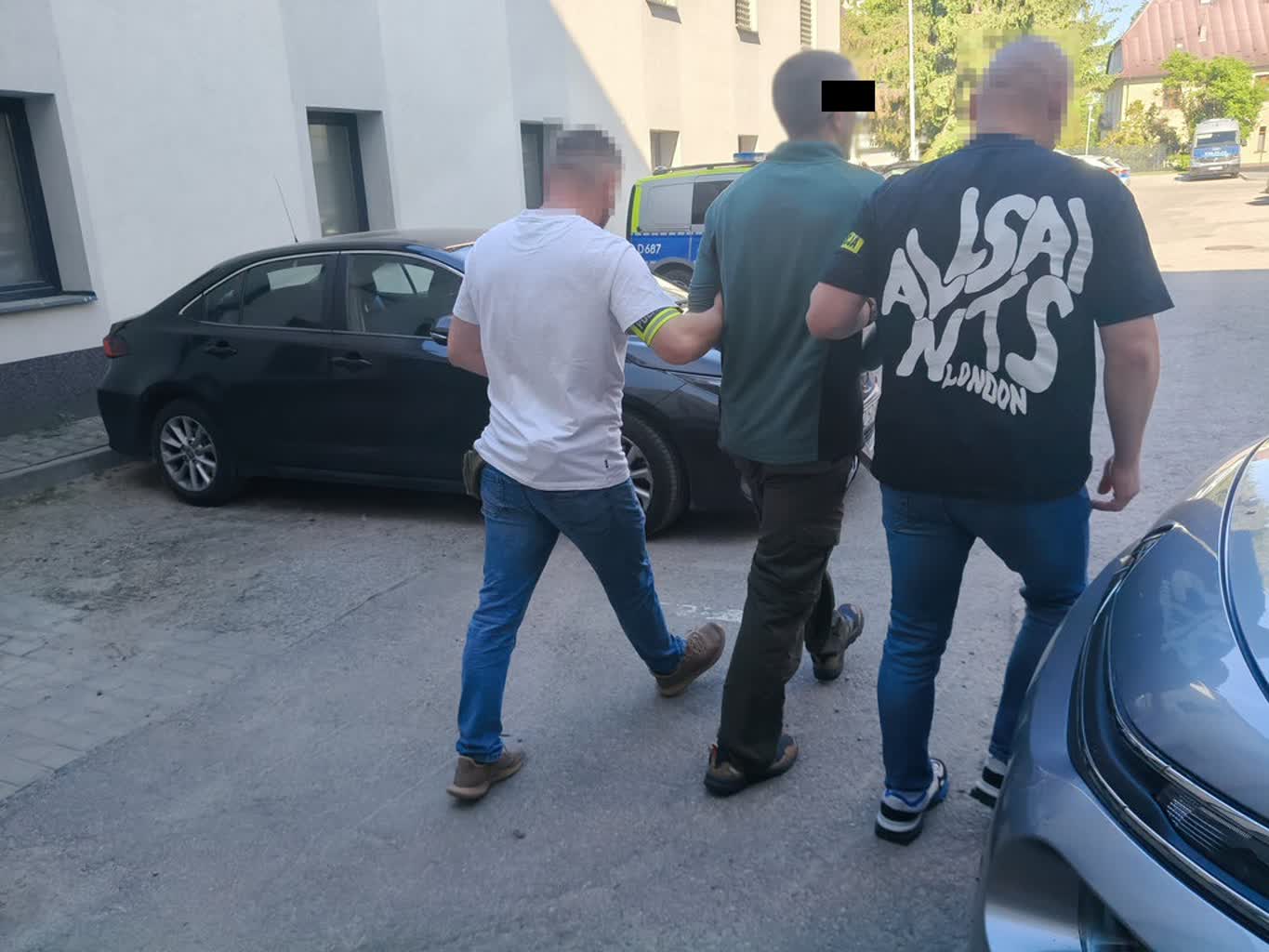 Narkotyki zamiast słodyczy. Trzy osoby zatrzymane 2 361-292905_g.jpg