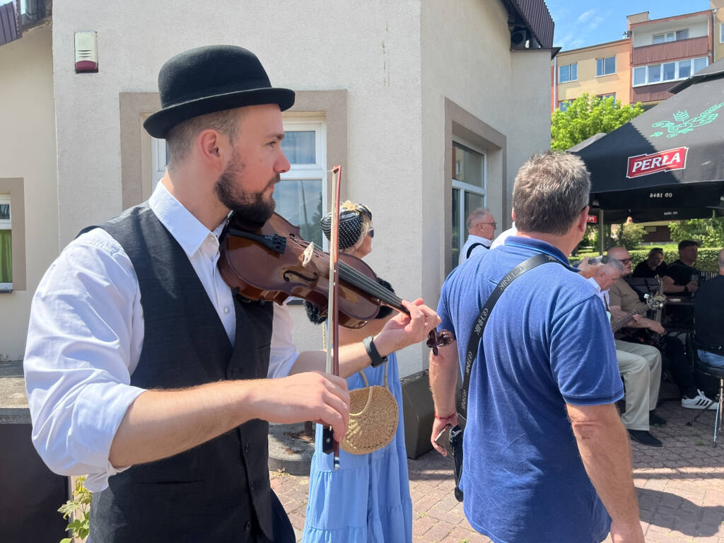 Kapele uliczne i podwórkowe z całej Polski prezentują się w Łęcznej 1 EAttachments88318525f7fd0d8c3f1ca6eafbc456ad8c2d5a3