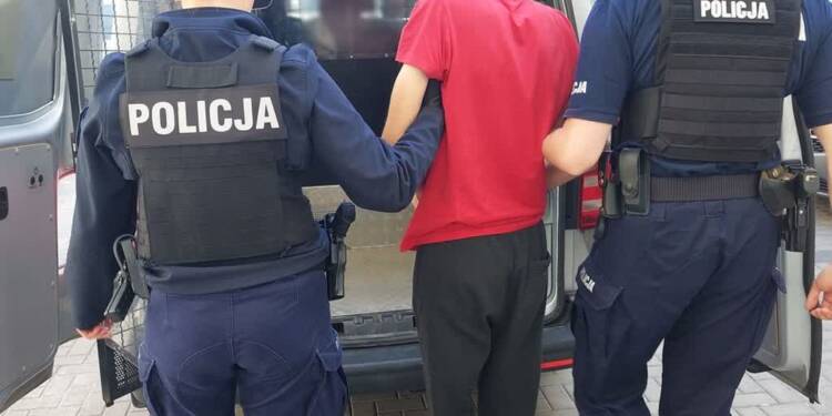 Znęcał się nad swoim ojcem. Agresor zatrzymany 1 EAttachments96233982d5f5ab60658c08b11e6db7579eb5064 xl