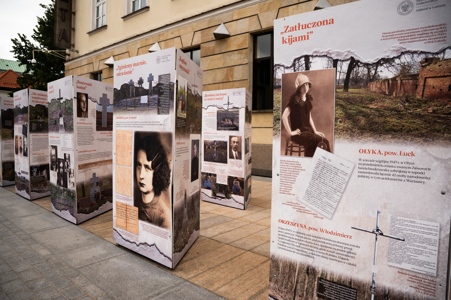 Historia zapisana w relacjach ocalałych. Wystawa o Wołyniu w Lublinie [ZDJĘCIA]