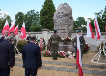 "Będzie początkiem pojednania polsko-ukraińskiego". Powstaje "Symboliczna Mogiła Wołyńska" 2 EAttachments9631215f037631dc5bb2808503bce35c688999e xl