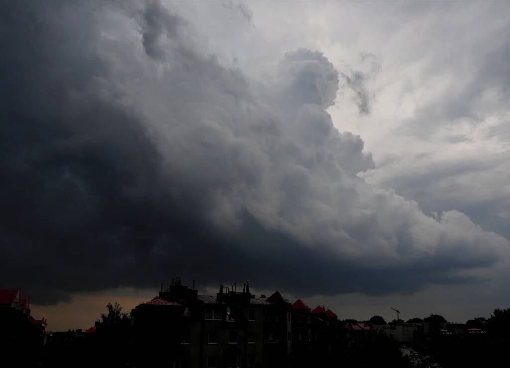 Silny wiatr, ulewy i grad. IMGW wydał alert dla regionu 1 EAttachments9633105f9d28b813774810e78e636af641e3e5e xl