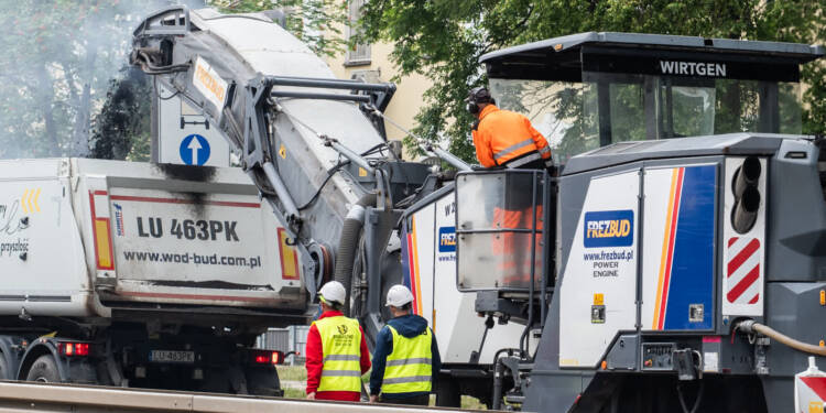 Robotnicy wracają na jezdnię. Utrudnienia na ważnych ulicach 1 EAttachments963366939cc8413d7b221e5e79f88818c41a355 xl 1