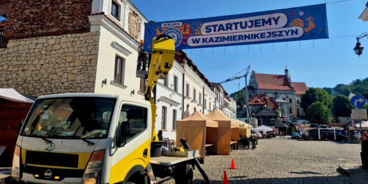 „Bez spinki” w Kazimierzu Dolnym. Ruszył festiwal Kazimiernikejszyn 1 EAttachments96400774faeab7f3e7c95972dfe56df24e02130 xl