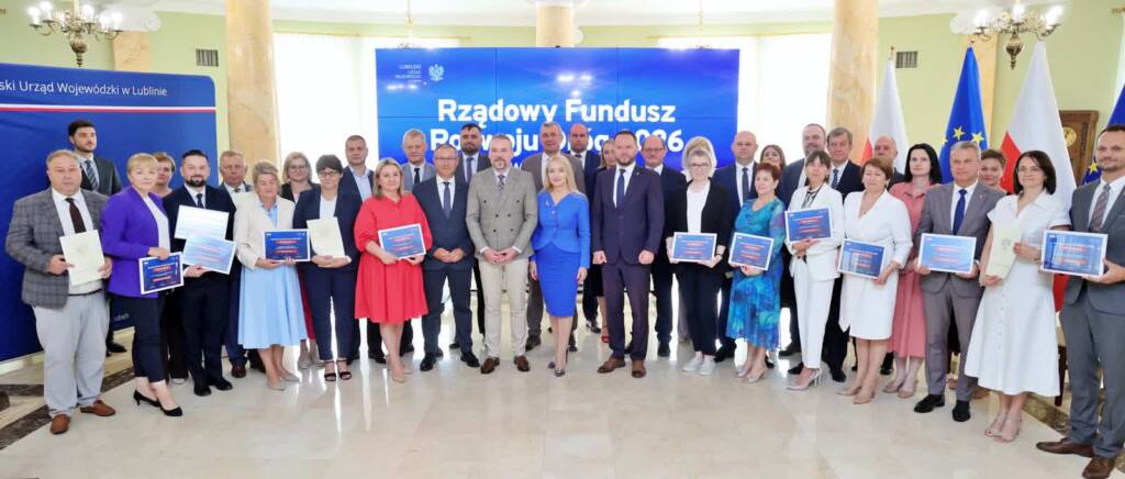 Lubelskie: ponad 16 mln zł na przebudowę i budowę 13 km dróg 1 EAttachments964606940c0c67fd1bbfd5780cd1371adcce3e6 xl