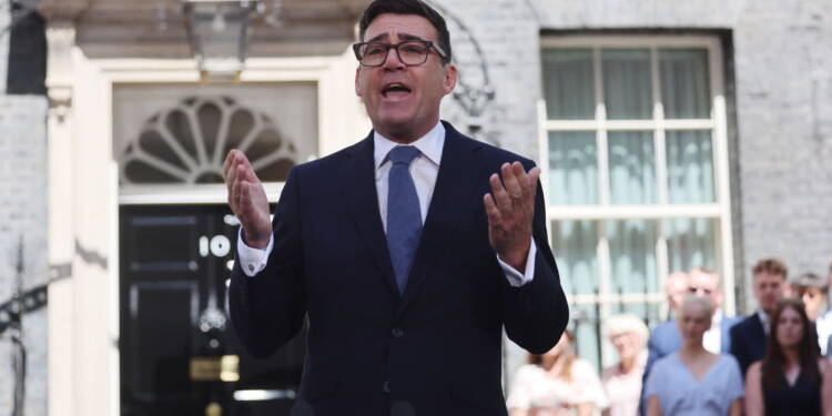 Andy Burnham został 59. premierem Wielkiej Brytanii 1 EAttachments9646165eb8791620dd4147d42fb7273c72f6c82 xl