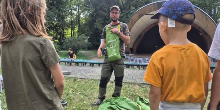 Nocleg pod gwiazdami? Najmłodsi poznali podstawy biwakowania 1 EAttachments9646699f6d2d940643f2c5424102b16317502a1 xl