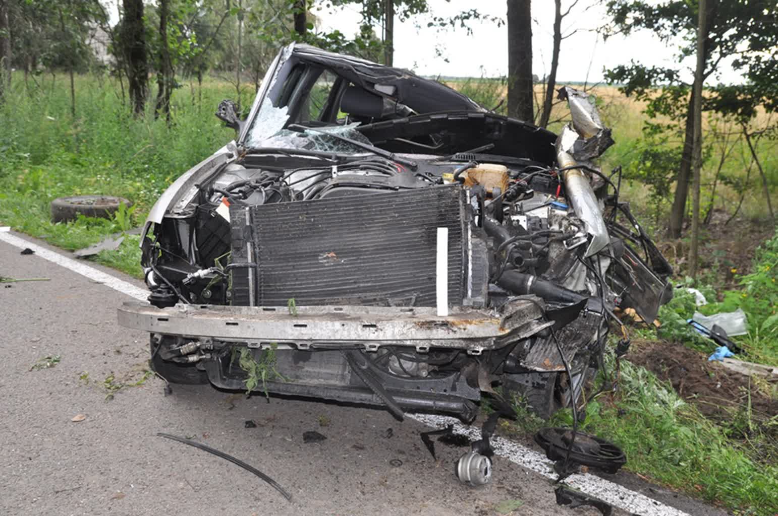 Tragiczny wypadek w Łomazach. Nie żyje młoda kobieta 2 343-294595.jpg