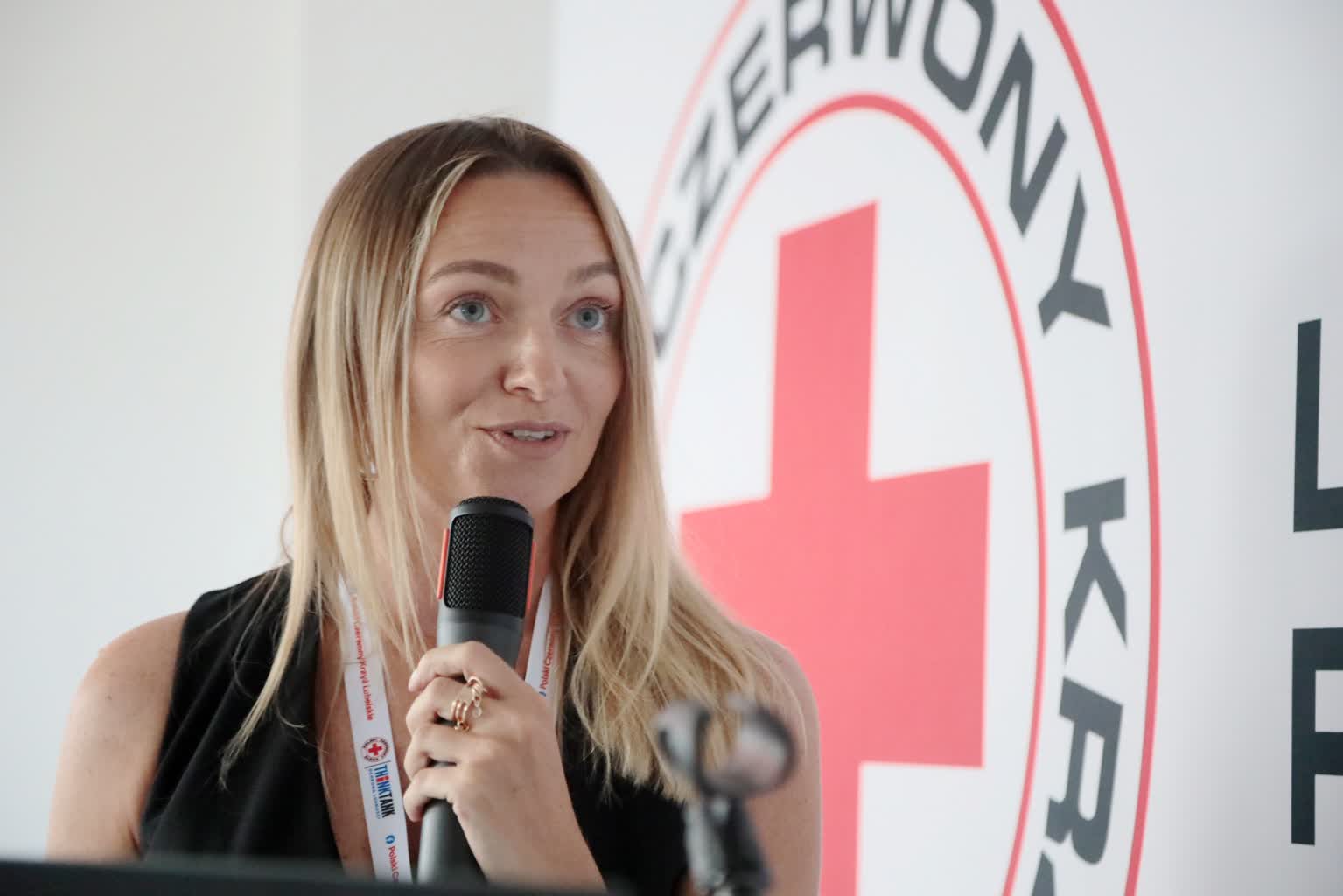 Większość gmin nie czuje się gotowa na kryzysy. Alarmujące dane PCK 3 konferencja-pck200726-018.jpg