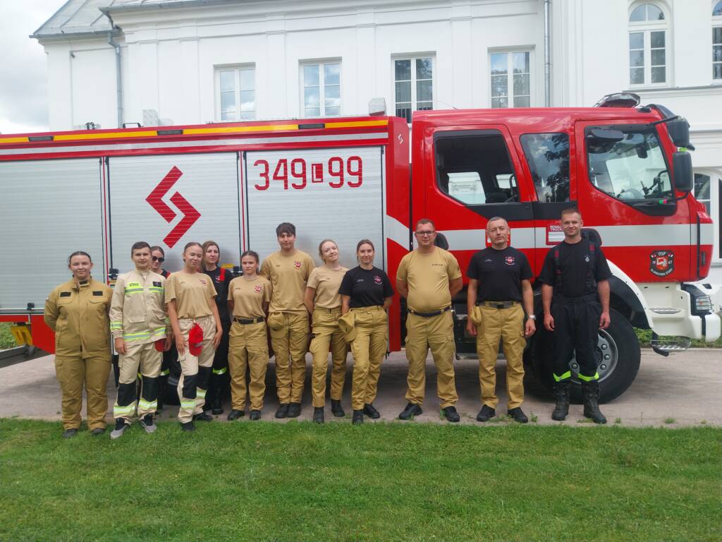 Zbiórka na milion. Butelki i puszki pomogą młodym strażakom 2 EAttachments9652265c0373d592509116a5e5e67cf0257247e